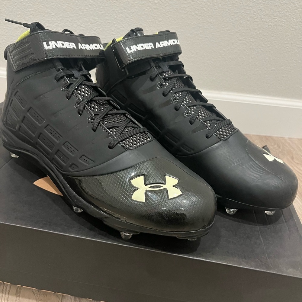 Under Armour UA Fierce Havoc MID D Black Men's Football Cleats Size 16